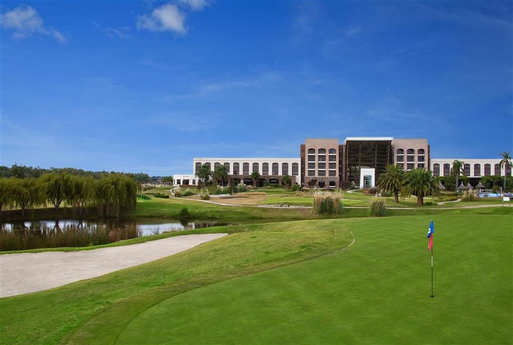 Sheraton Colonia Golf & Spa Resort Colonia del Sacramento Exterior photo Golf course at the Ritz-Carlton, Naples