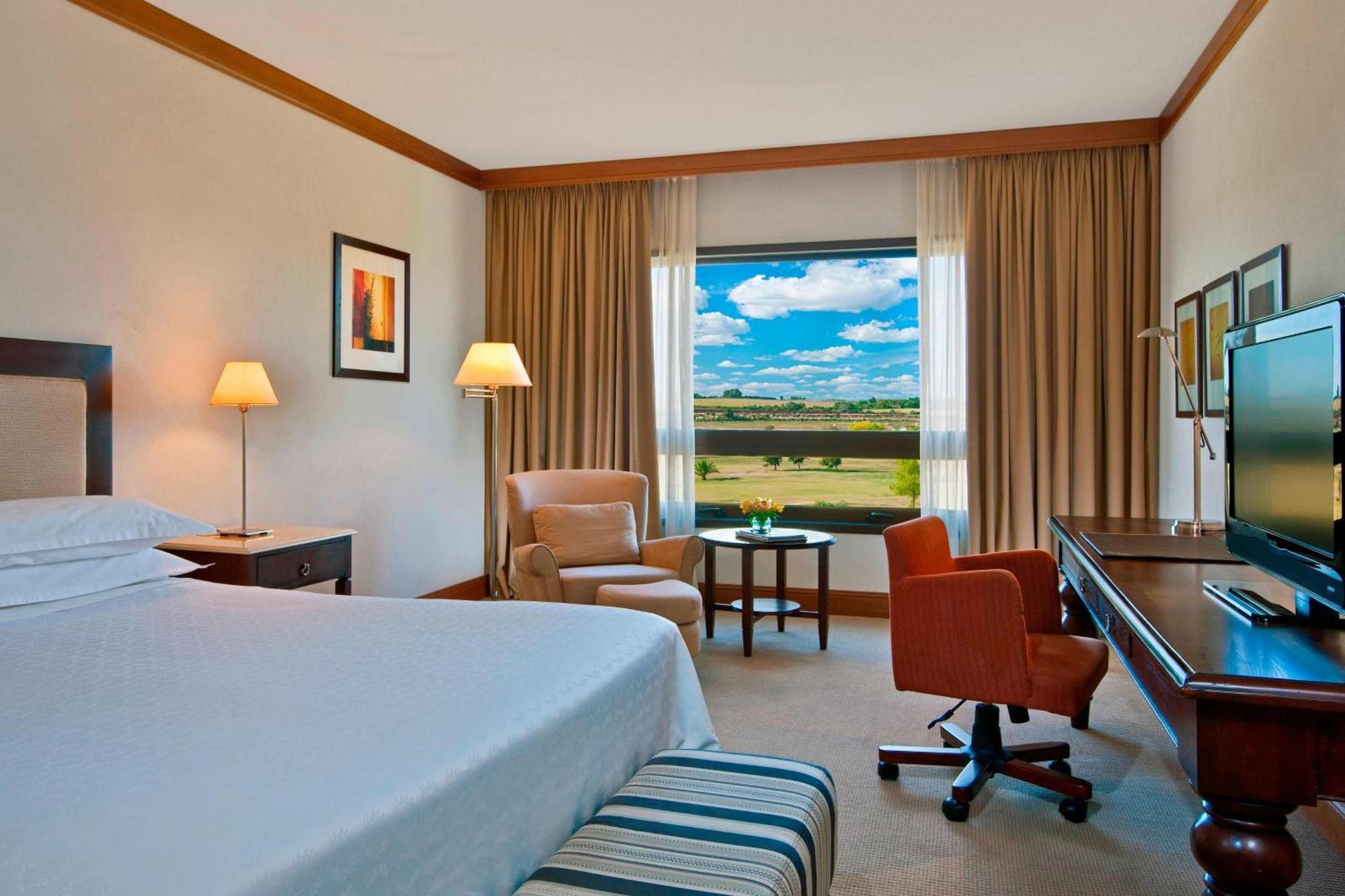 Sheraton Colonia Golf & Spa Resort Colonia del Sacramento Exterior photo